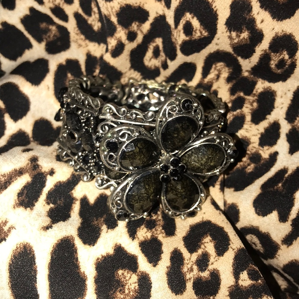 Women’s Flower 🌺 Bracelet